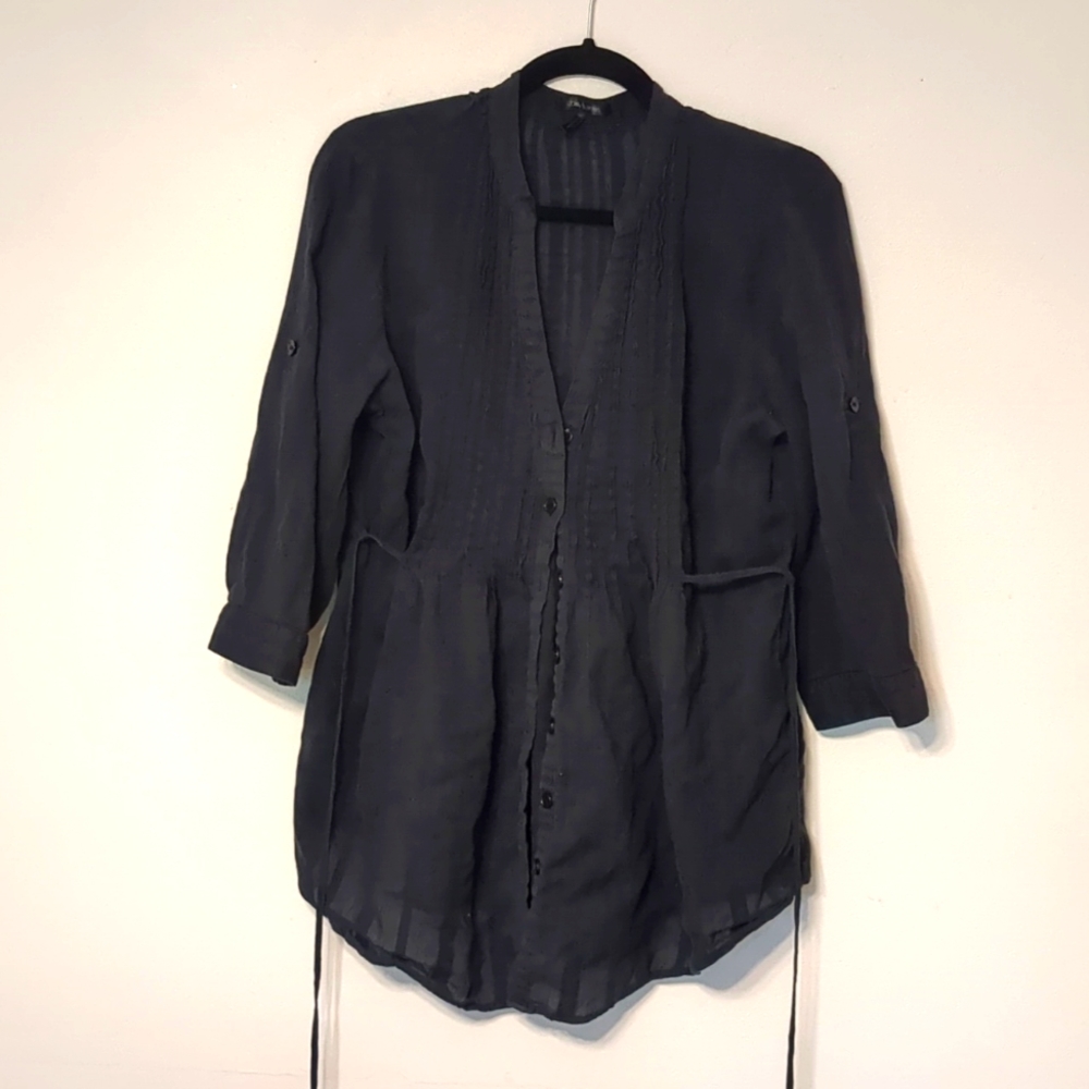Black button top